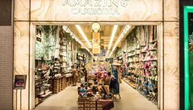 Discover Cambodia’s vibrant crafts on your shopping adventure